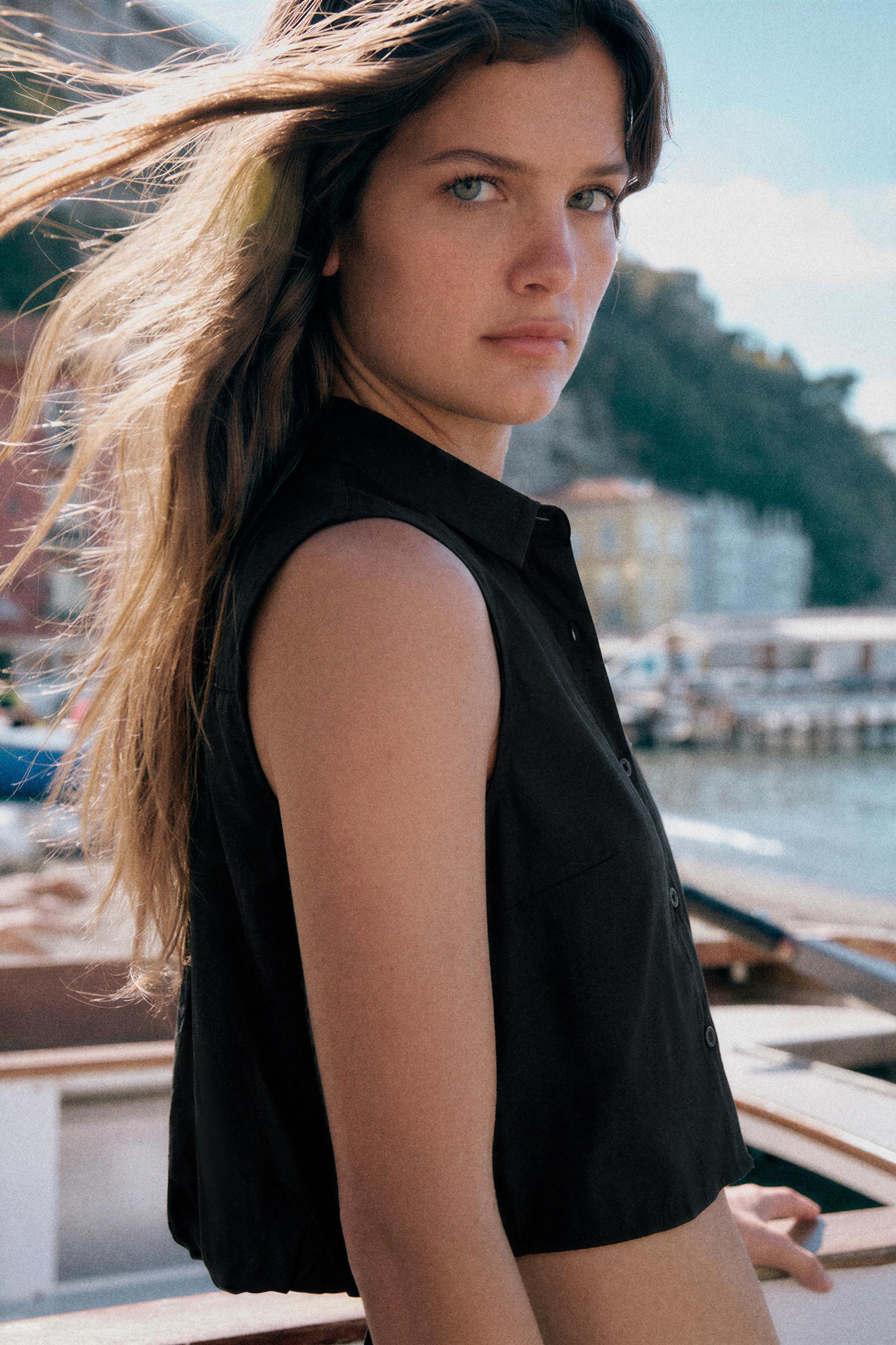 POPLIN TOP WITH VOLUMINOUS BACK